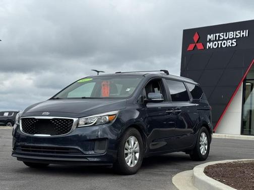 2017 Kia Sedona LX
