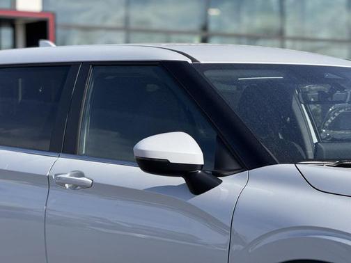 2025 Mitsubishi Outlander ES 2.5 2WD