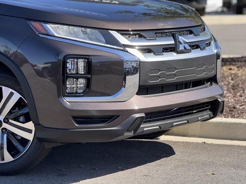 2025 Mitsubishi Outlander Sport SE