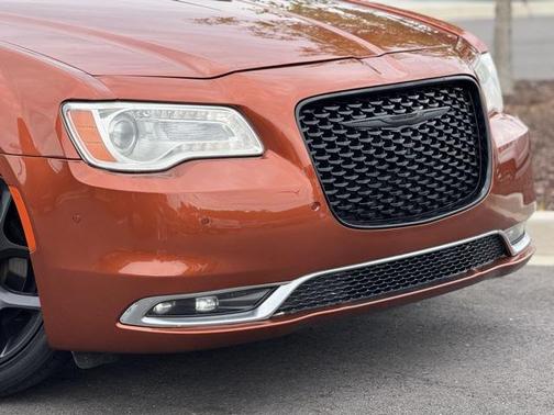 2021 Chrysler 300 Touring
