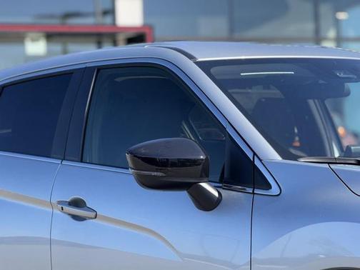 2025 Mitsubishi Eclipse Cross LE