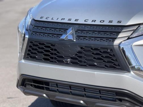2025 Mitsubishi Eclipse Cross LE