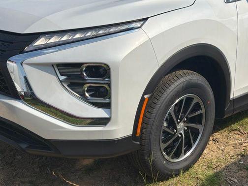 White Diamond 2026 Mitsubishi Eclipse Cross ES
