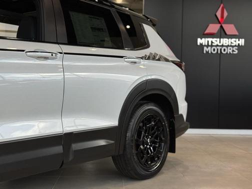 2025 Mitsubishi Outlander TRAIL EDITION 2.5 S-AWC