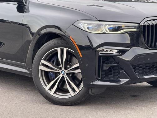 2020 BMW X7 M50i