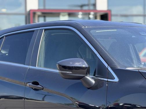 2025 Mitsubishi Eclipse Cross LE