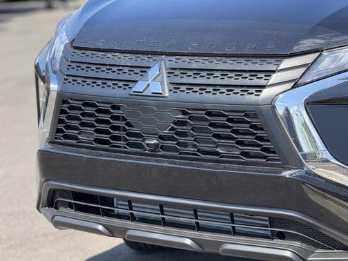 2025 Mitsubishi Eclipse Cross LE