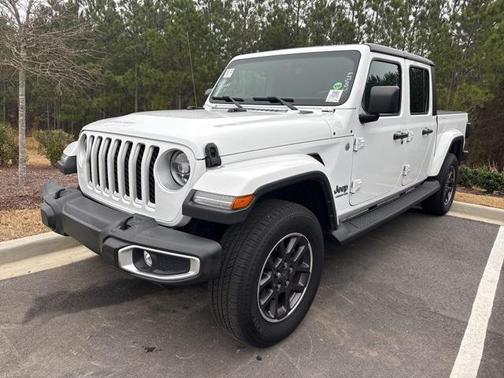 2022 Jeep Gladiator Overland