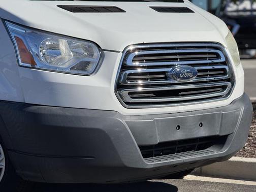 2017 Ford Transit-150 XLT