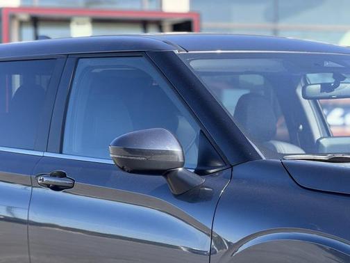 2024 Mitsubishi Outlander SE 2.5 2WD