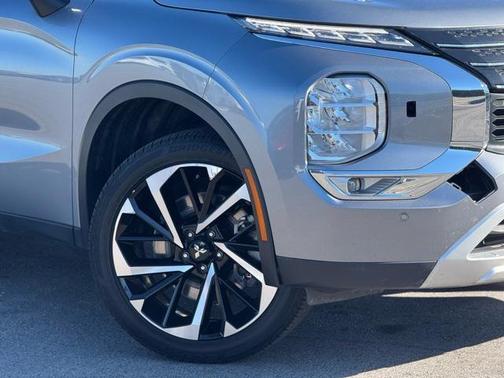 2024 Mitsubishi Outlander 