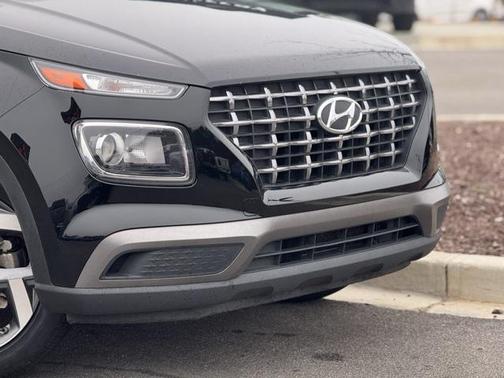 2021 Hyundai VENUE SEL