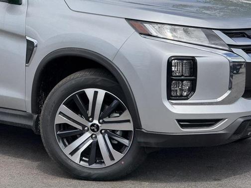 2025 Mitsubishi Outlander Sport SE