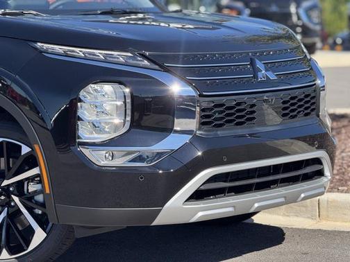 2025 Mitsubishi Outlander PHEV SE S-AWC