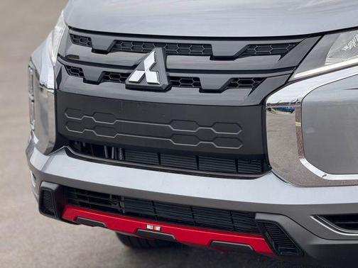 Mercury Gray Metallic 2026 Mitsubishi Outlander Sport 2.0 RALLIART