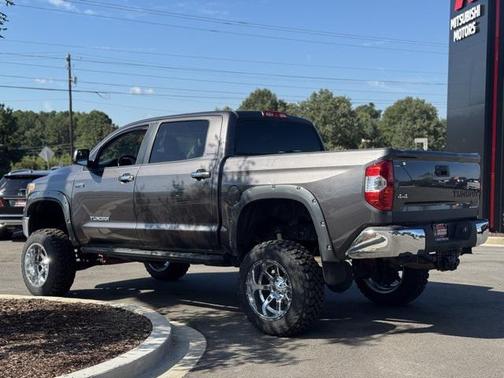 2018 Toyota Tundra SR5