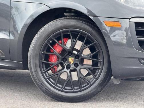 2017 Porsche Macan GTS