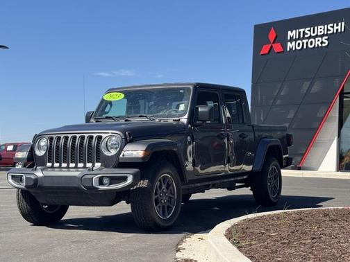 2023 Jeep Gladiator Overland