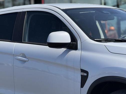 2025 Mitsubishi Outlander Sport 2.0 ES