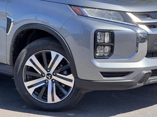 2025 Mitsubishi Outlander Sport SE