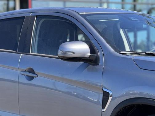 2025 Mitsubishi Outlander Sport SE