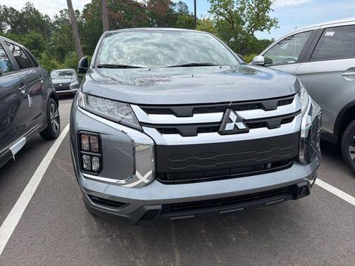 Mercury Gray Metallic 2026 Mitsubishi Outlander Sport SE