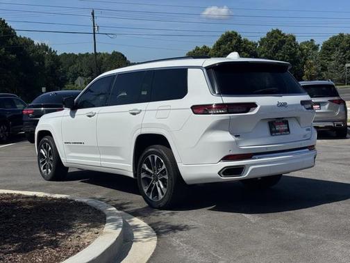 2022 Jeep Grand Cherokee L Overland