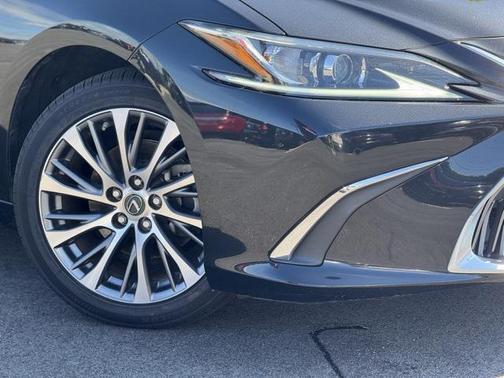 2021 Lexus ES 350 Base