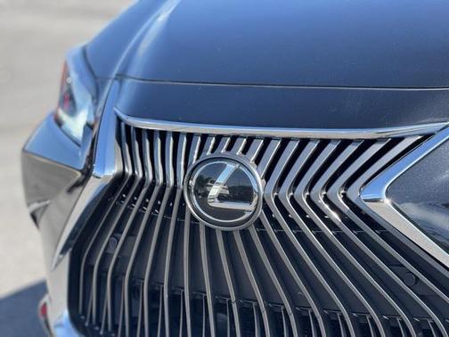 2021 Lexus ES 350 Base