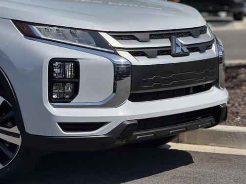 2025 Mitsubishi Outlander Sport 2.0 ES