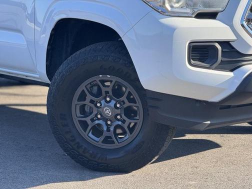 2016 Toyota Tacoma SR