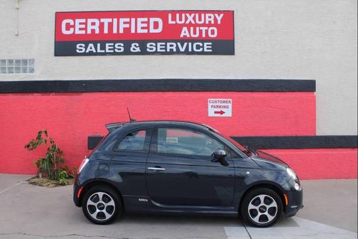 2017 FIAT 500e Battery Electric