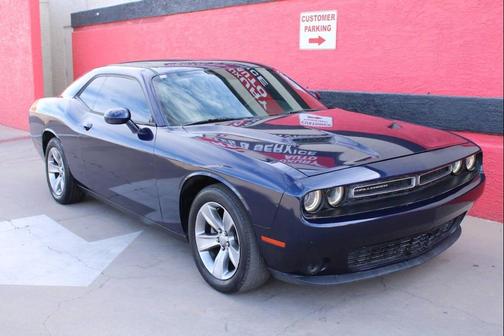 2016 Dodge Challenger SXT