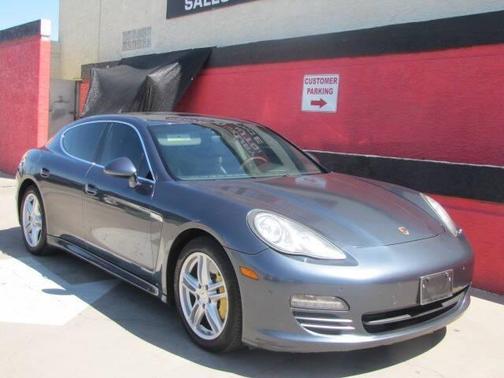 2010 Porsche Panamera 4S