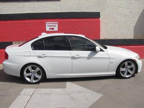 2011 BMW 335 335i 4dr Sedan
