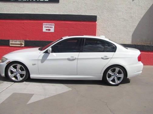 2011 BMW 335 335i 4dr Sedan