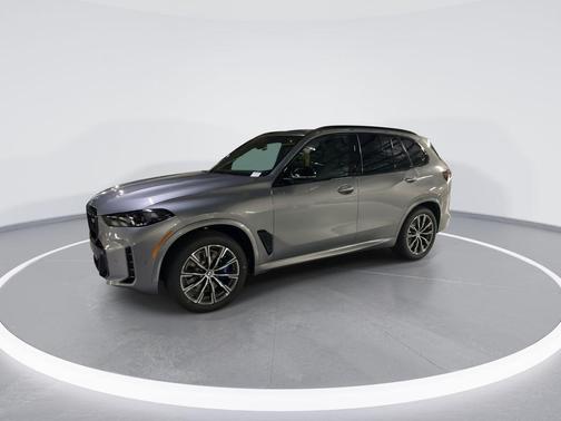 2026 BMW X5 M60i