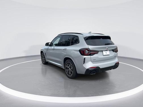 2023 BMW X3 M40i