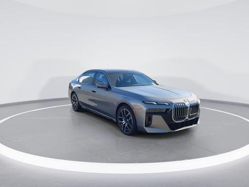 2025 BMW 760 xDrive