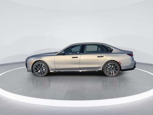 2025 BMW 760 xDrive