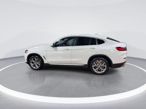 2023 BMW X4 xDrive30i