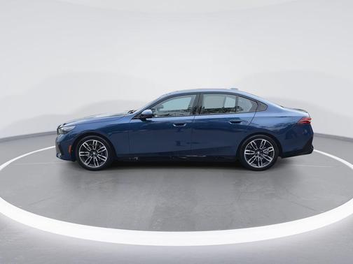 2025 BMW 530 i xDrive