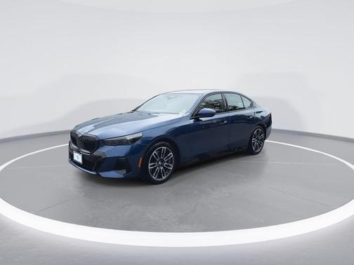 2025 BMW 530 i xDrive