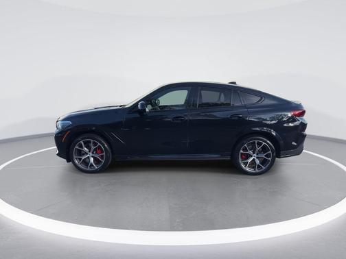 2023 BMW X6 M50i