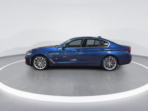 2022 BMW 530e Base