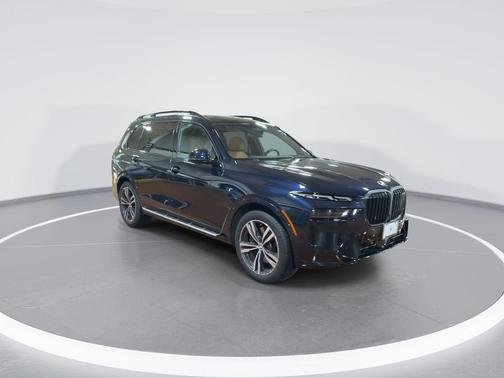 2024 BMW X7 