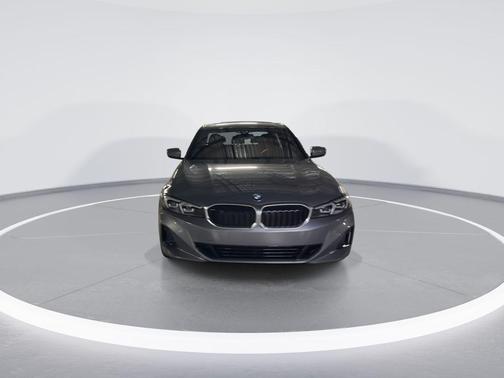 2025 BMW 330 i xDrive