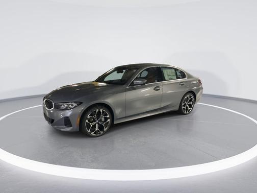 2025 BMW 330 i xDrive