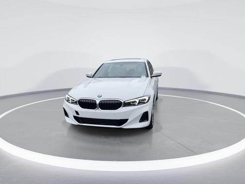 2025 BMW 330 i xDrive