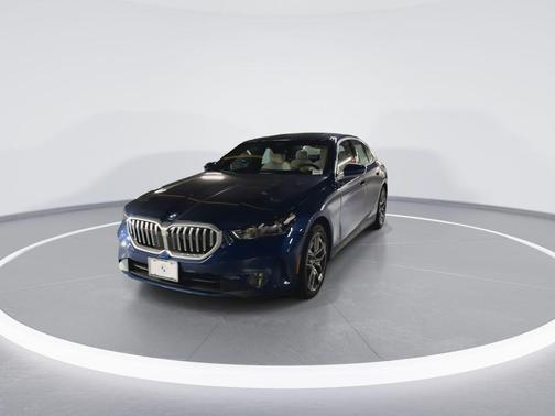 2026 BMW 530 i xDrive